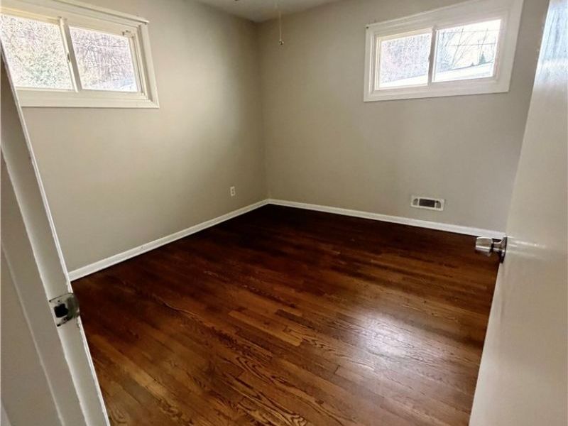 3023 Torrington Avenue, Parma, OH 44134 Photo 8