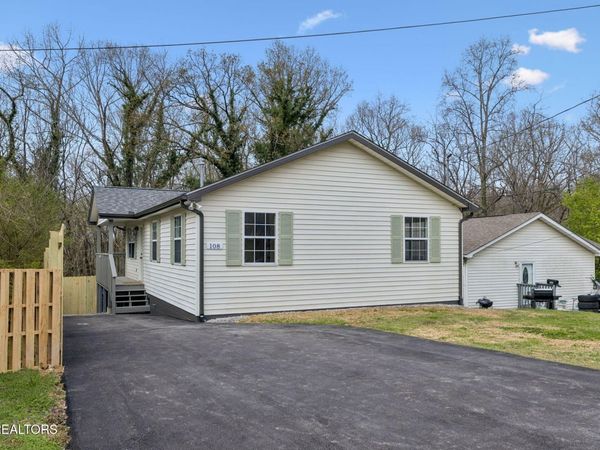 108 Jellico Lane, Oak Ridge, TN 37830