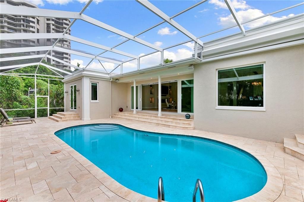 5949 Chanteclair Dr, Unit 8, Naples, FL 34108 Photo
