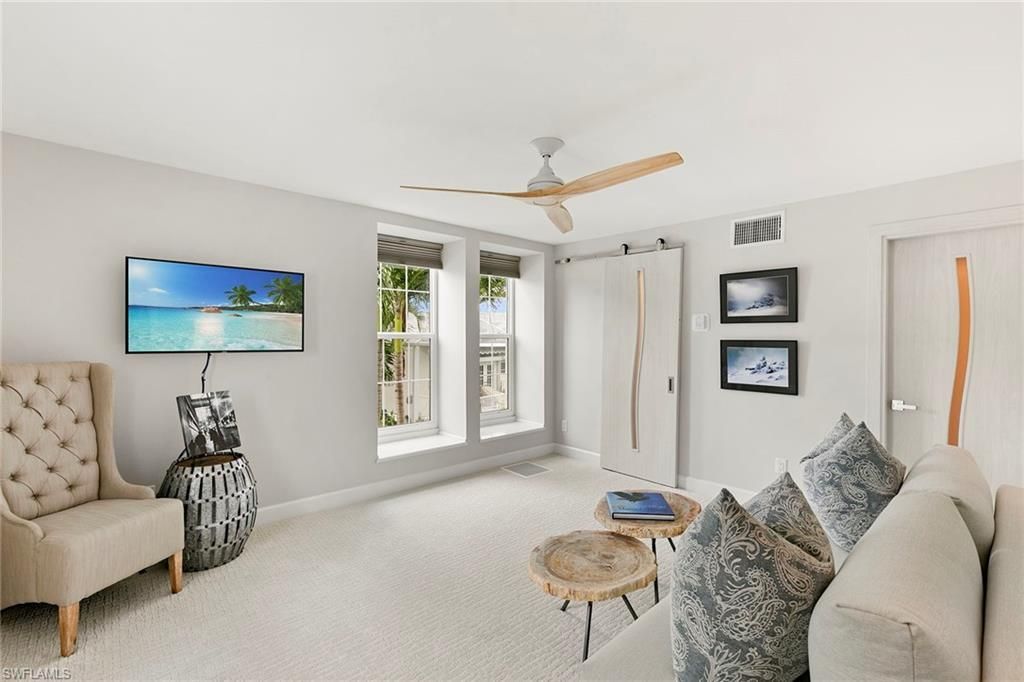 5949 Chanteclair Dr, Unit 8, Naples, FL 34108 Photo