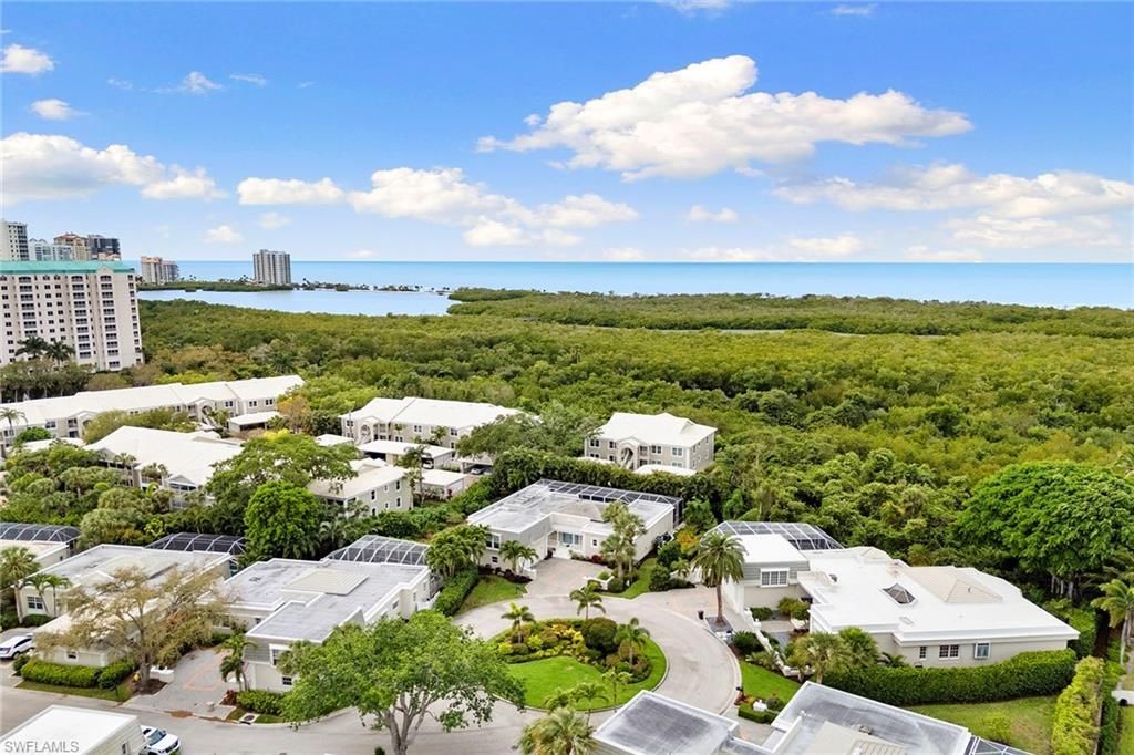 5949 Chanteclair Dr, Unit 8, Naples, FL 34108 Photo