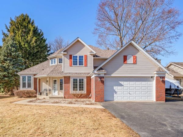 671 Lasalle Drive, Lake Holiday, IL 60552