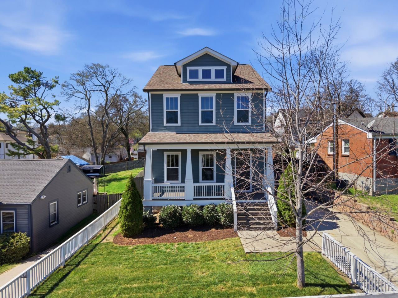 608 S 14th St, Nashville, TN 37206 Main Photo