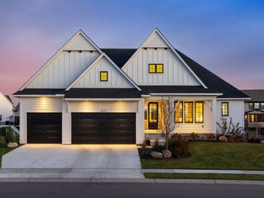 16717 47th Place N, Plymouth, MN 55446