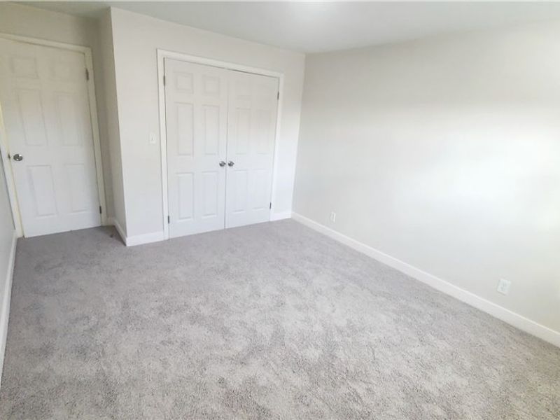 515 Murray Hill Drive, Youngstown, OH 44505 Photo 16