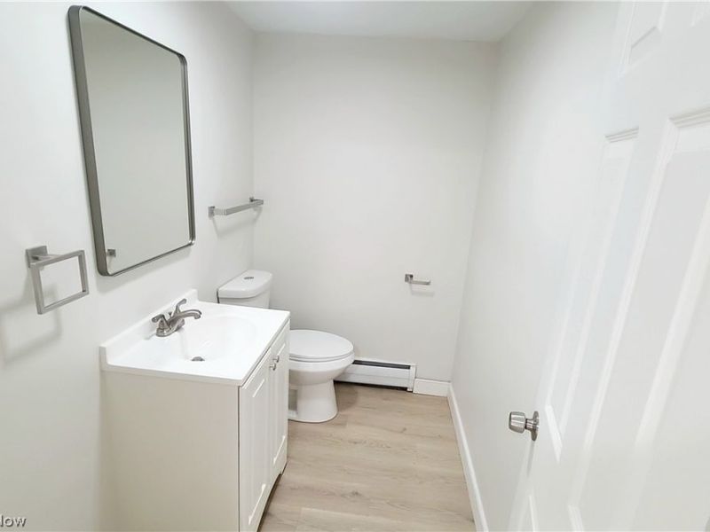 515 Murray Hill Drive, Youngstown, OH 44505 Photo 9