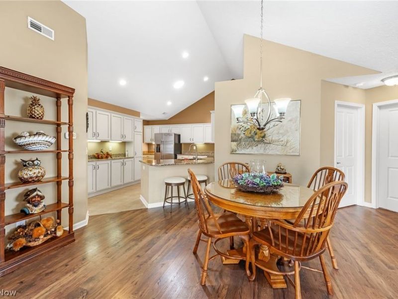 1398 Newman Drive, Brunswick, OH 44212 Photo 12