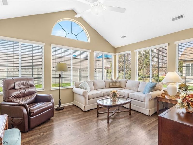 1398 Newman Drive, Brunswick, OH 44212 Photo 5