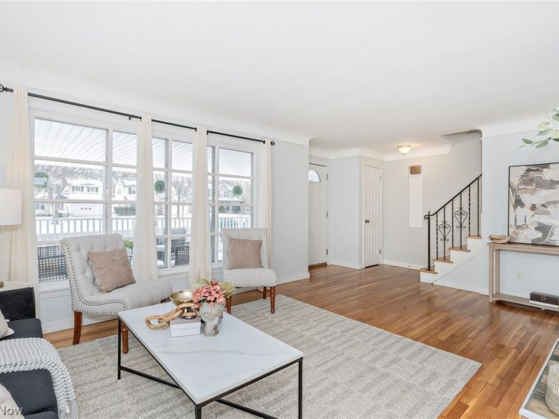 1284 Brainard Road, Lyndhurst, OH 44124 Photo 9