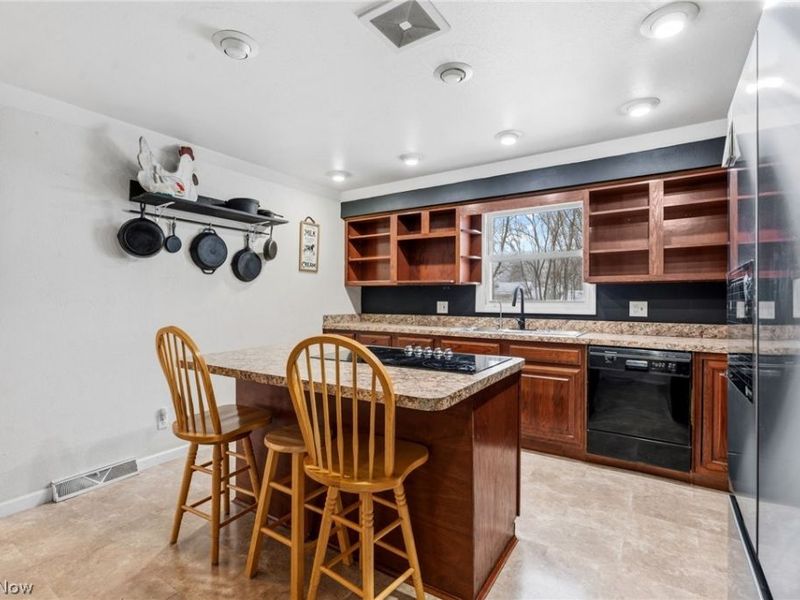 2228 St Elmo Avenue NE, Canton, OH 44714 Photo 12