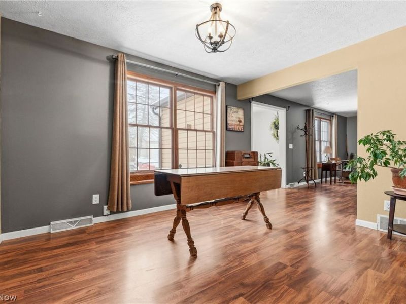 2228 St Elmo Avenue NE, Canton, OH 44714 Photo 8