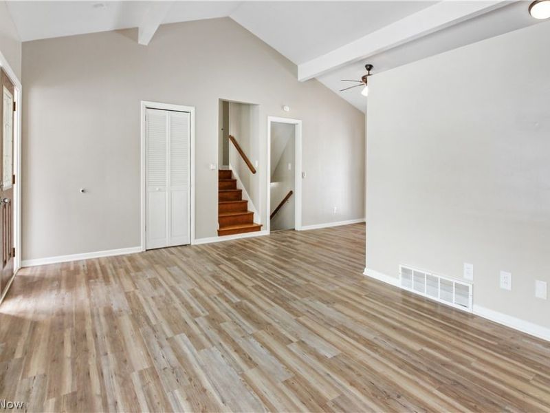 6304 Meadowbrook Drive, Mentor, OH 44060 Photo 4