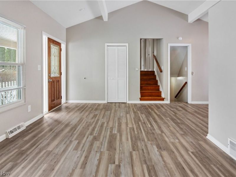 6304 Meadowbrook Drive, Mentor, OH 44060 Photo 5