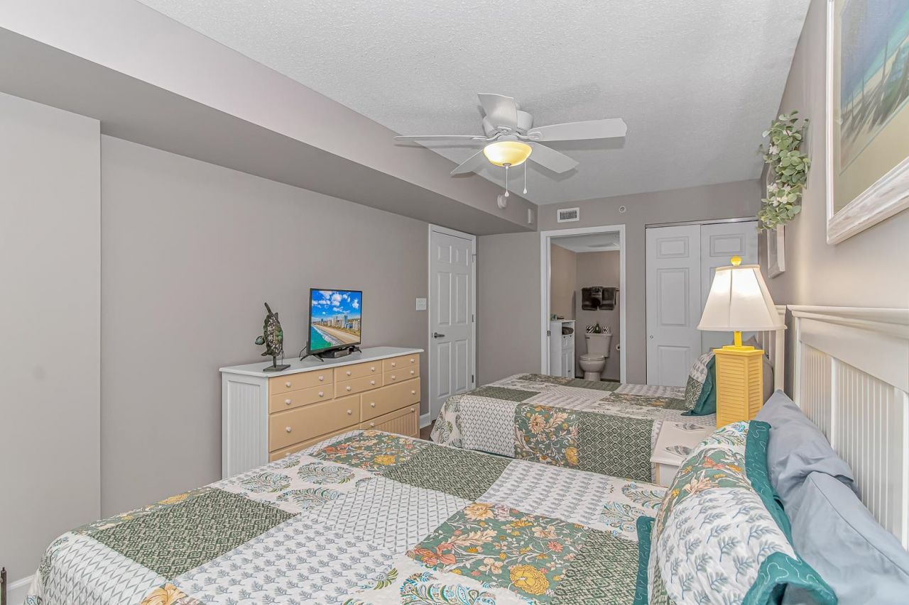 1707 Perrin Dr. Photo 20