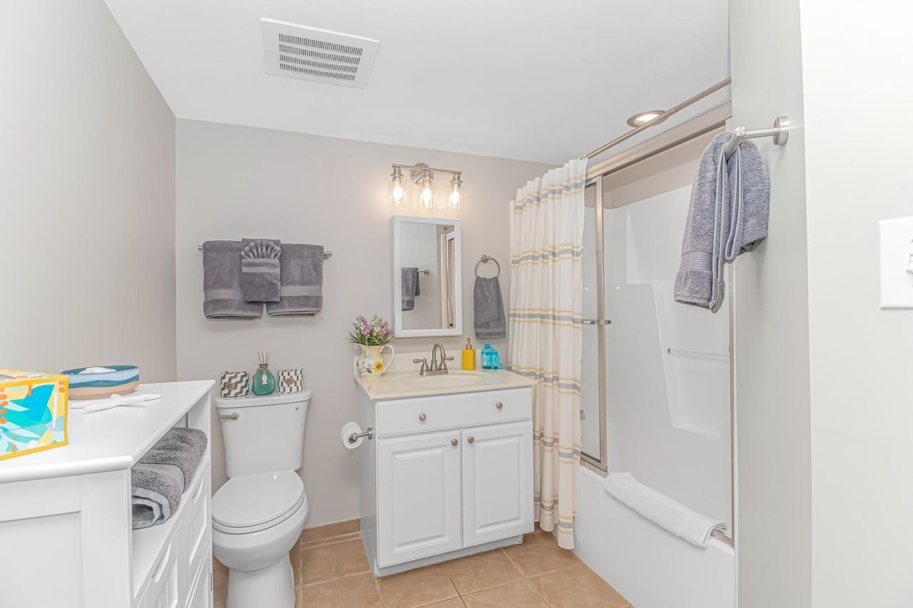 1707 Perrin Dr. Photo 21