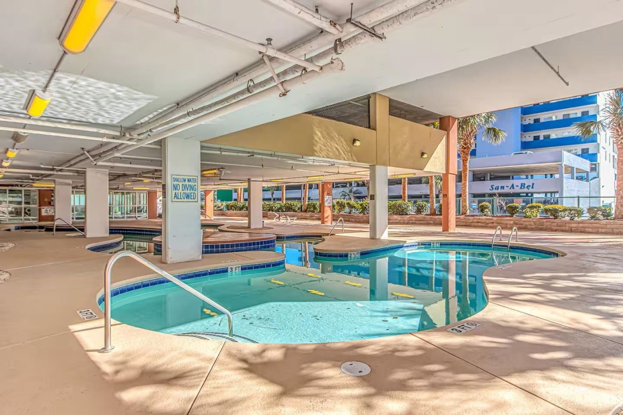 1707 Perrin Dr. Photo 27