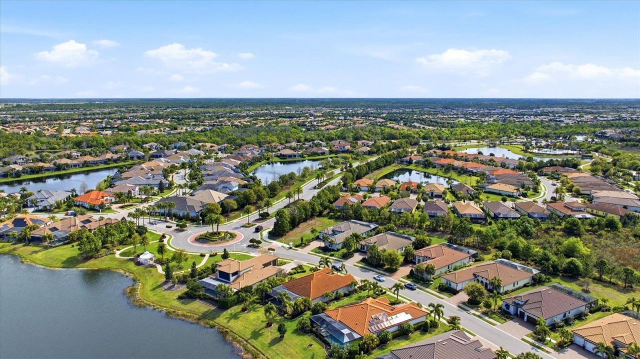 16316 Castle Park Terrace, Lakewood Ranch, FL 34202 Photo