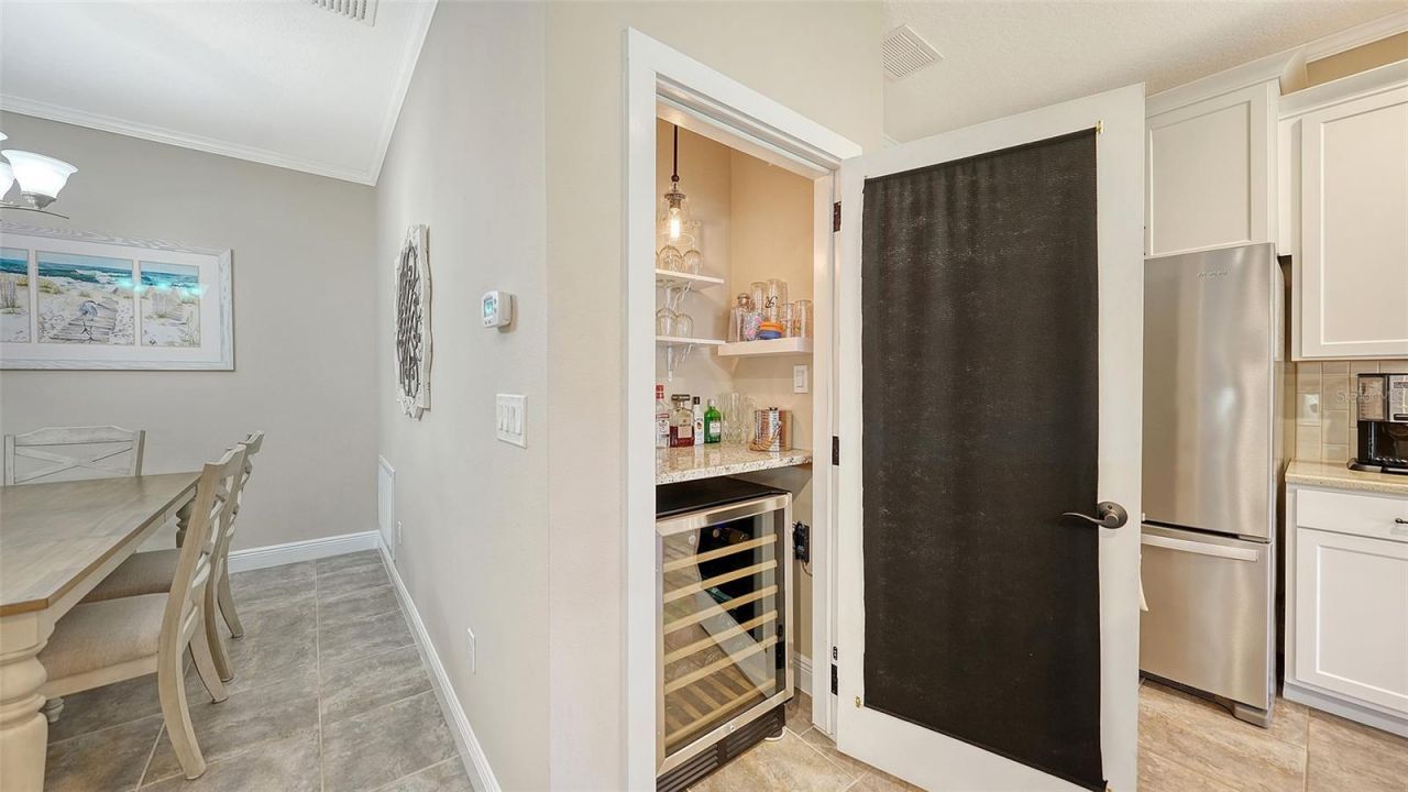 8143 36th Street E, Sarasota, FL 34243 Photo