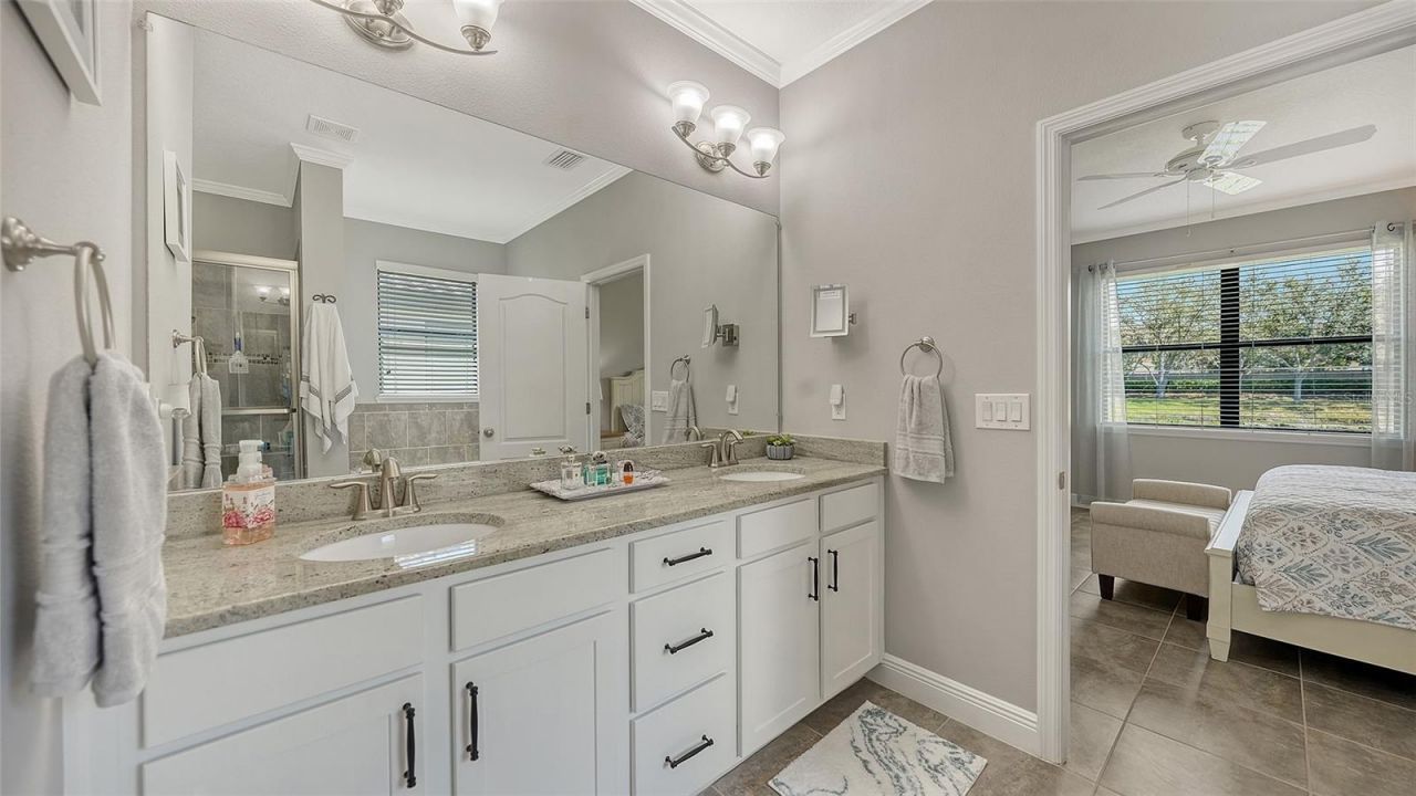 8143 36th Street E, Sarasota, FL 34243 Photo