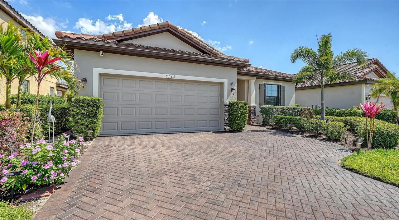 8143 36th Street E, Sarasota, FL 34243 Photo