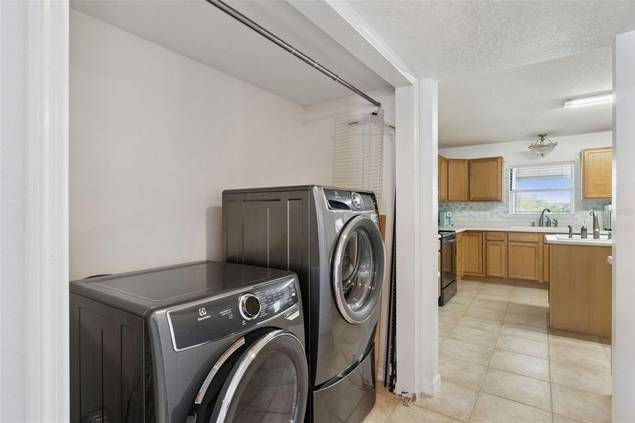 1614 Ridgemoor Drive, Mascotte, FL 34753 Photo