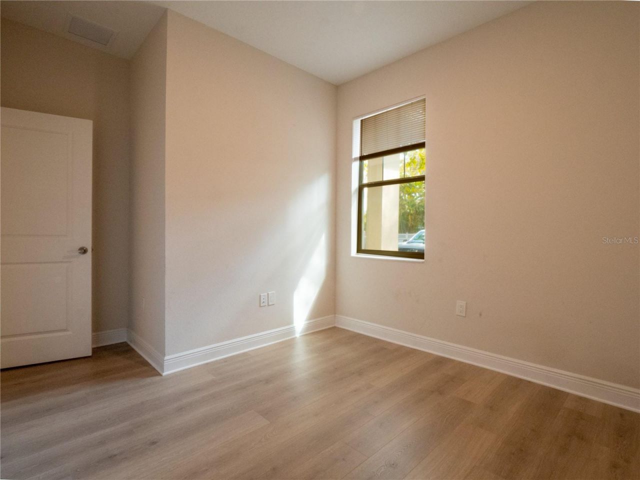 1126 Melrose Avenue S, Saint Petersburg, FL 33705 Photo