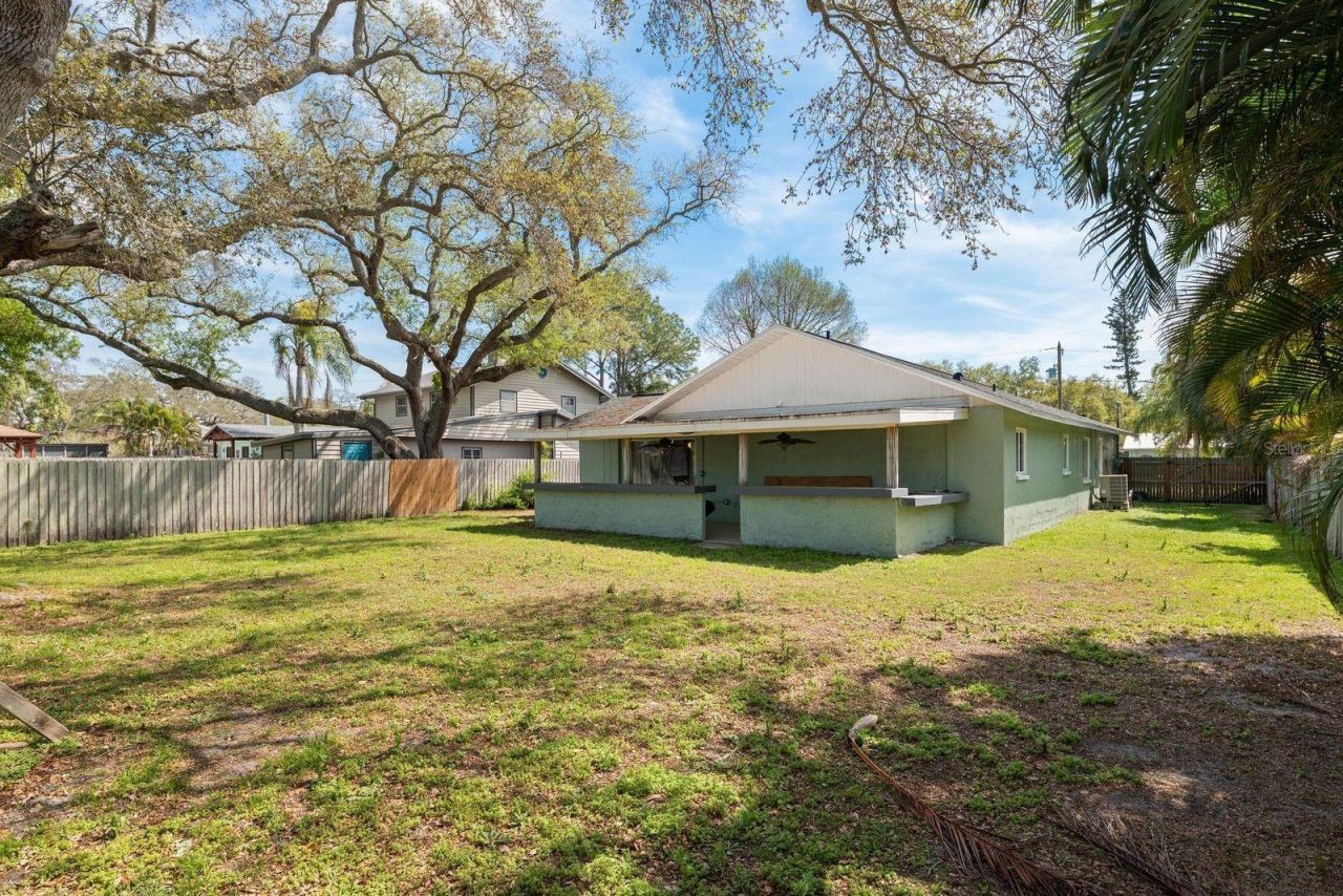 14865 Wildwood Drive, Largo, FL 33774 Photo