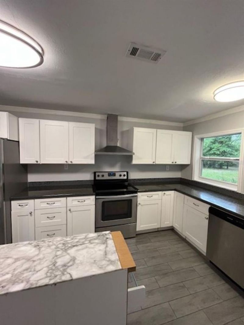 9451 NE 111th Street , Archer, FL 32618 Photo