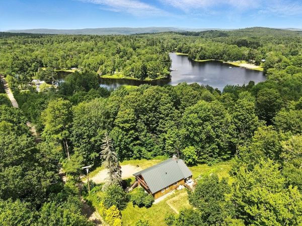 3 Flagg Hill Rd, Heath, MA 01346