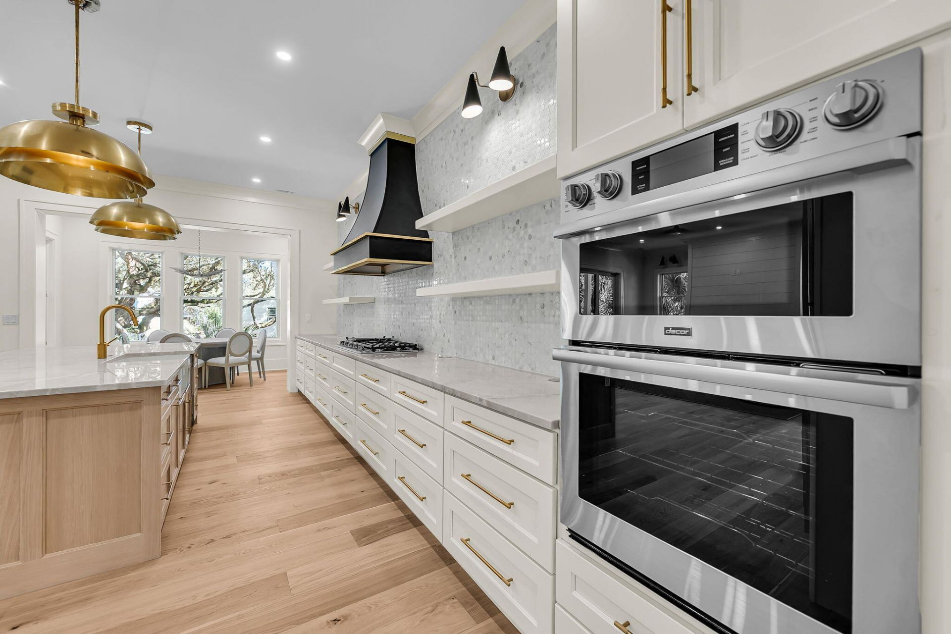 6 29th Avenue Photo 15