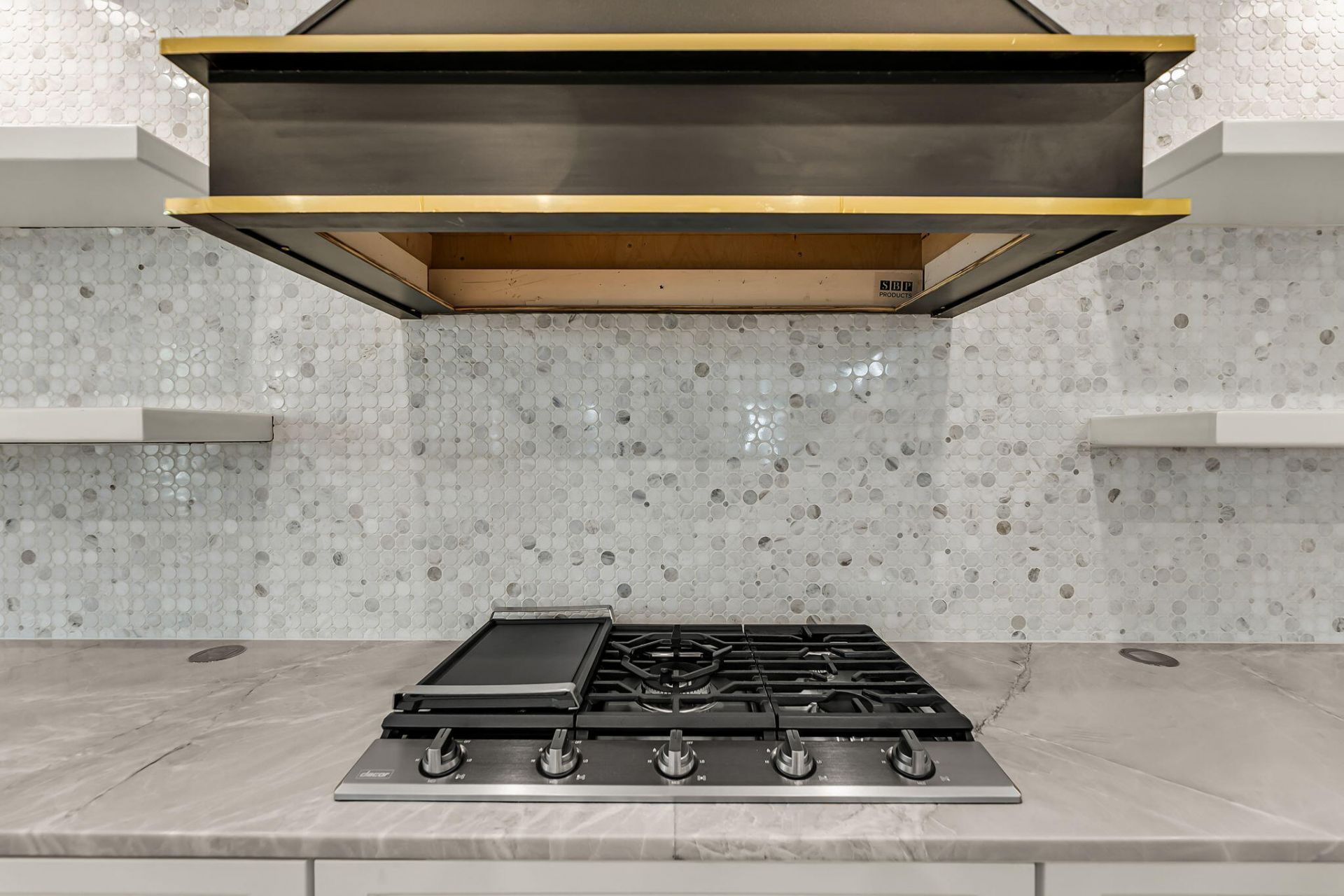 6 29th Avenue Photo 17