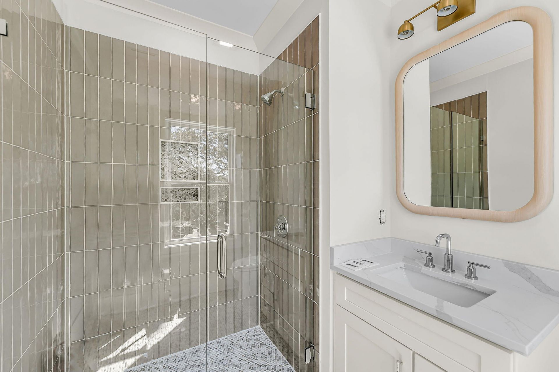 6 29th Avenue Photo 34