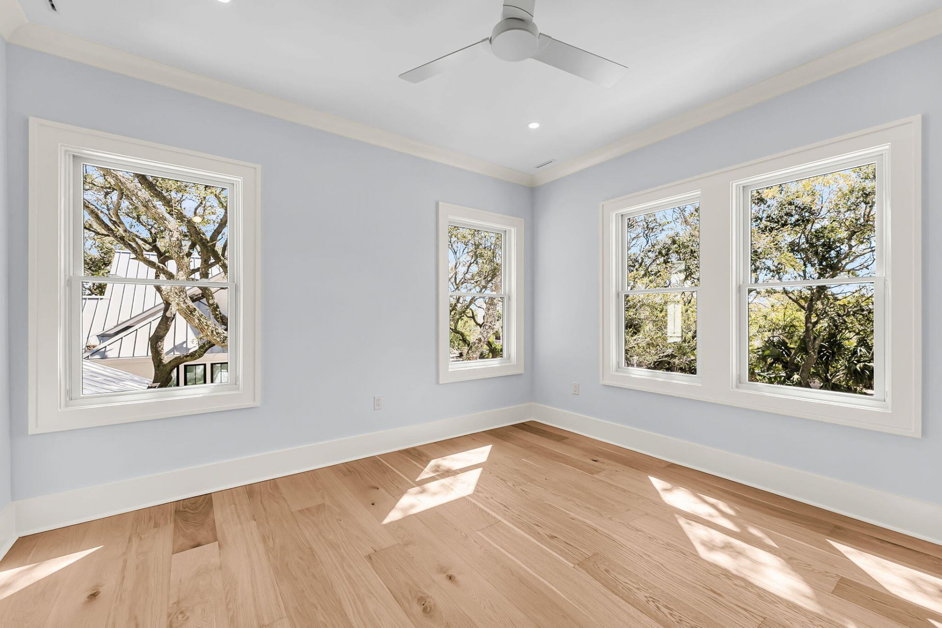 6 29th Avenue Photo 43