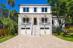 6 29th Avenue photo 4