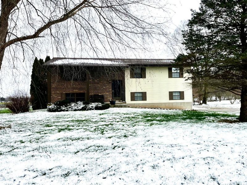 161 Lana Lane, Chillicothe, OH 45601 Photo 2