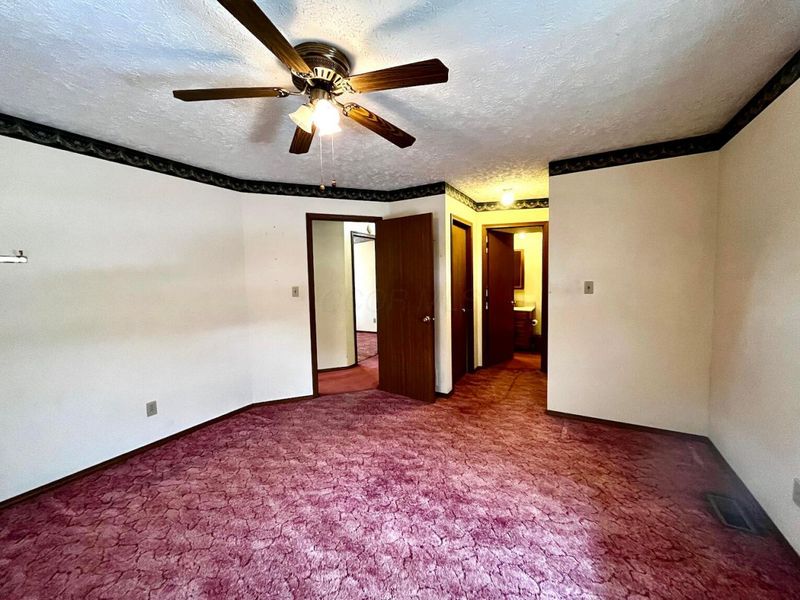 161 Lana Lane, Chillicothe, OH 45601 Photo 6