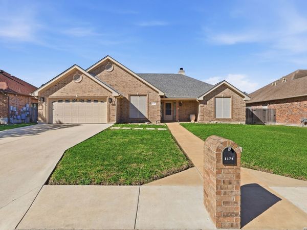 1174 Vista Bonita, New Braunfels, TX 78130