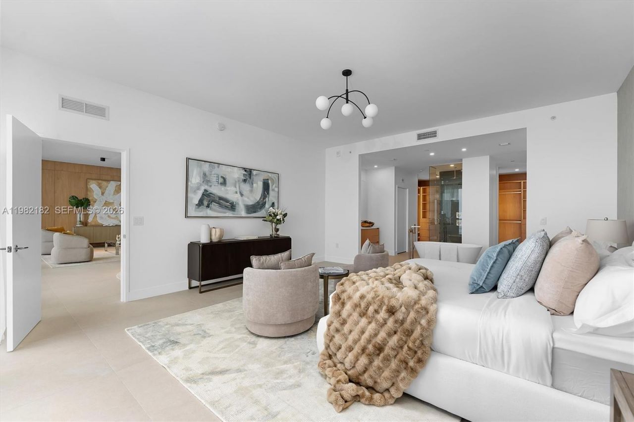 700 NE 24rd St, Unit PH-5802, Miami, FL 33137 Photo