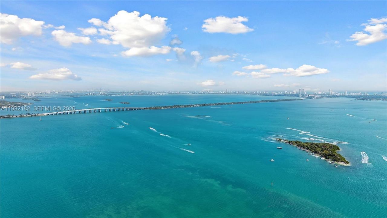 700 NE 24rd St, Unit PH-5802, Miami, FL 33137 Photo