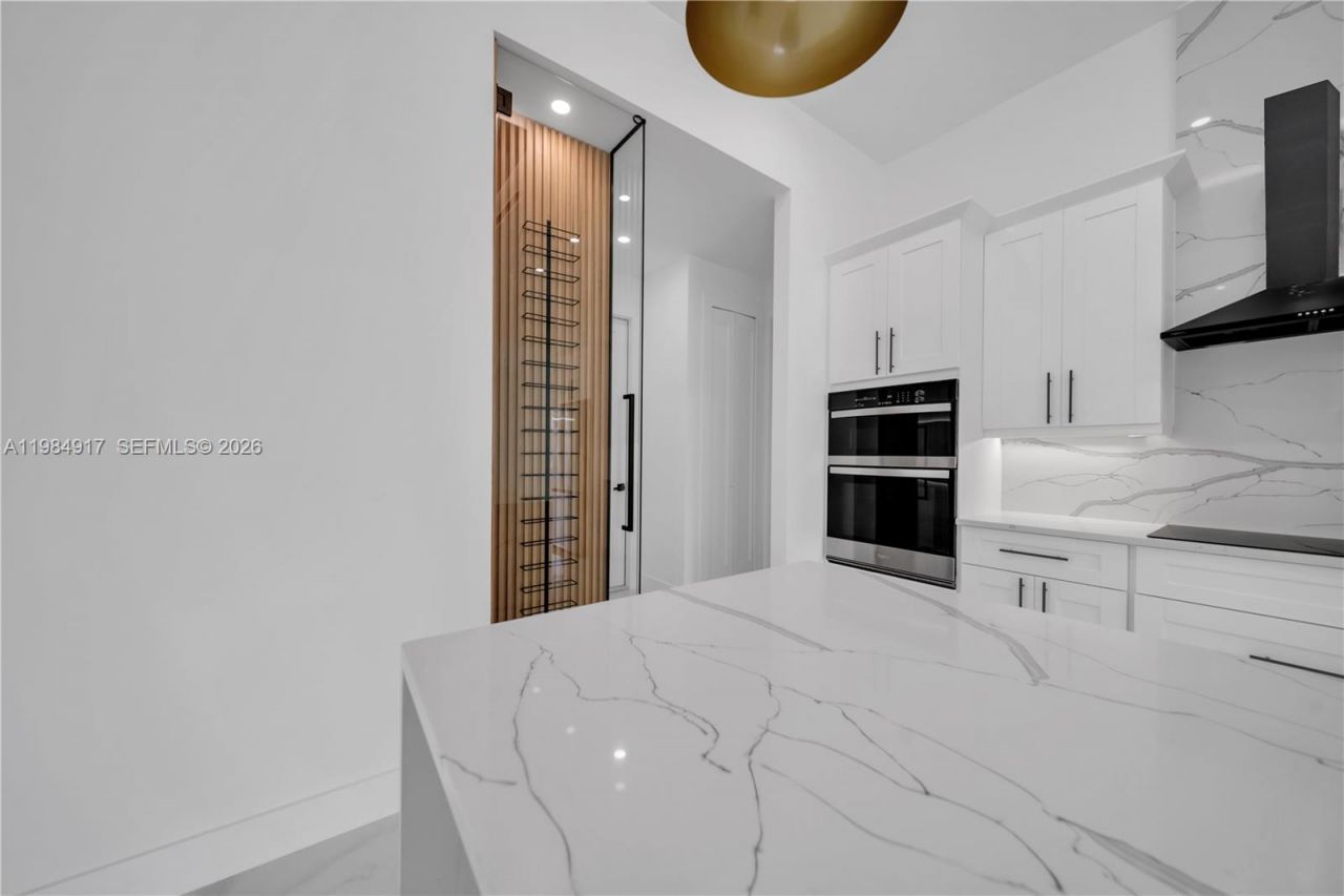 704 Clayton, Lehigh Acres, FL 33972 Photo