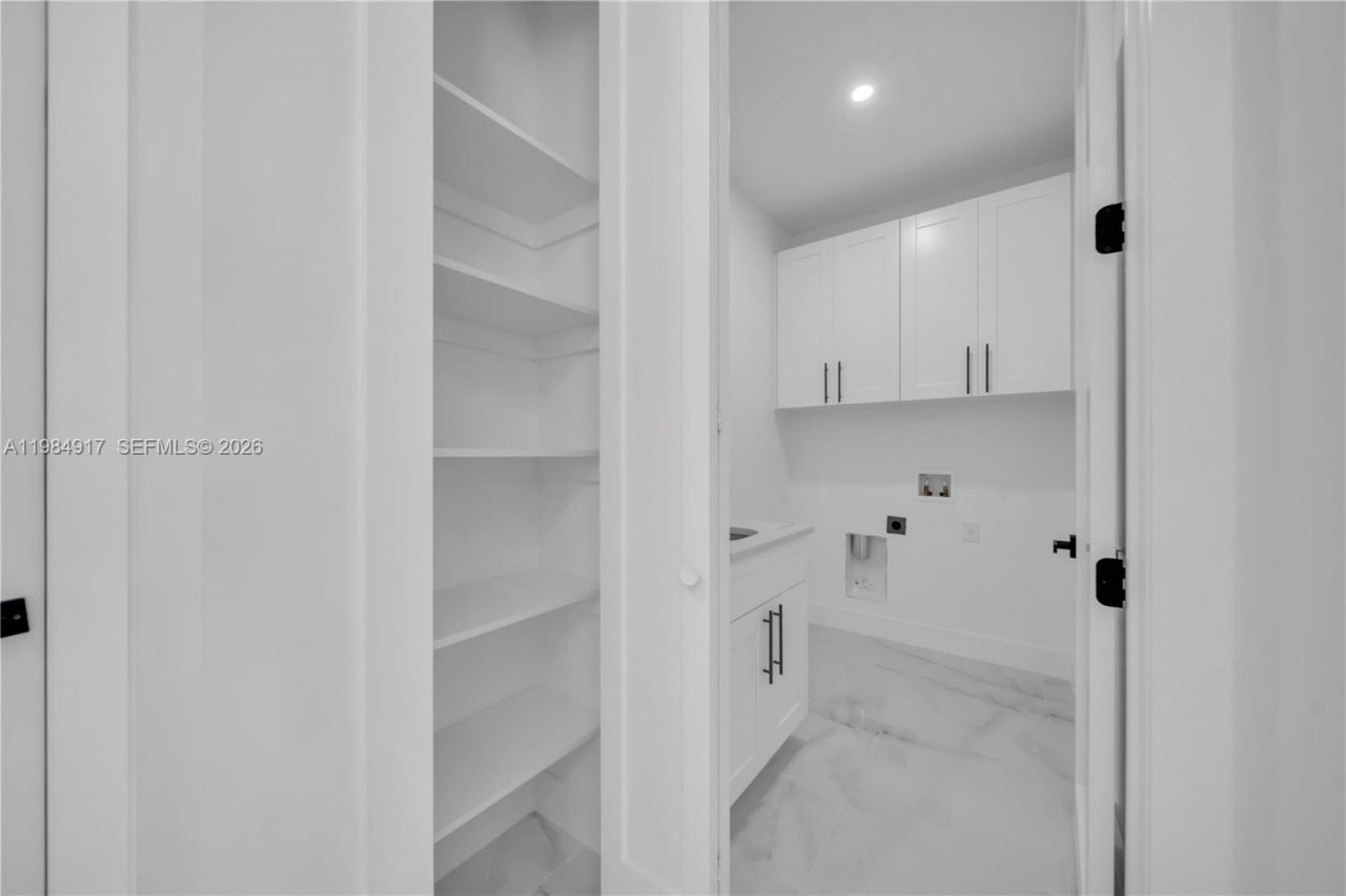 704 Clayton, Lehigh Acres, FL 33972 Photo