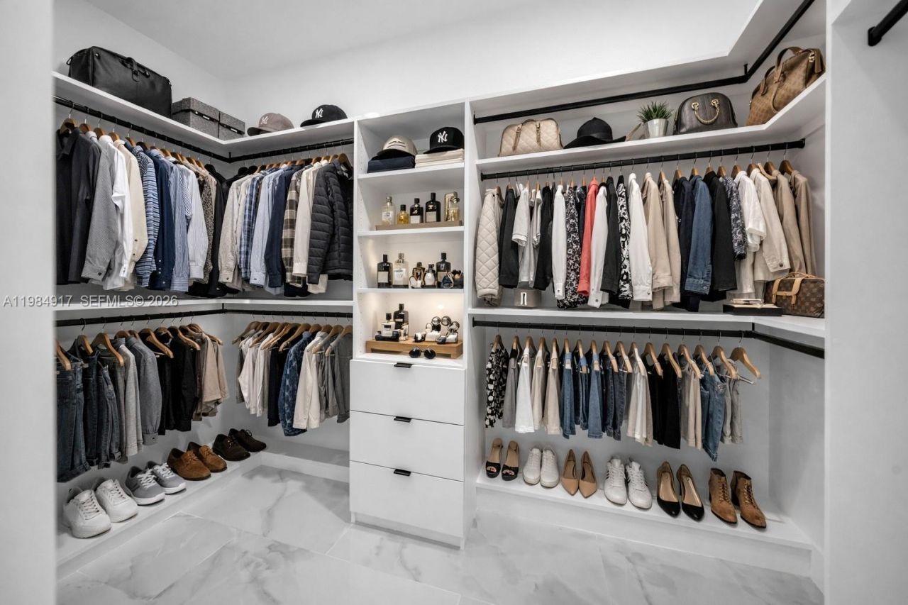 704 Clayton, Lehigh Acres, FL 33972 Photo