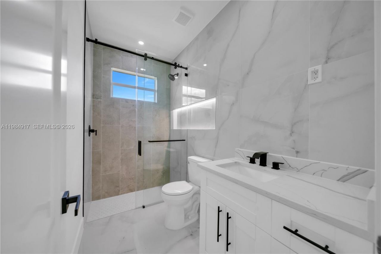 704 Clayton, Lehigh Acres, FL 33972 Photo