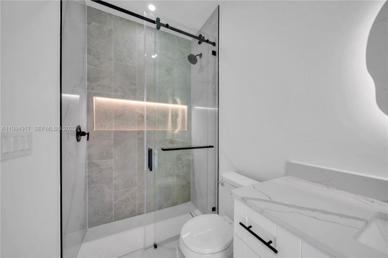 704 Clayton, Lehigh Acres, FL 33972 Photo