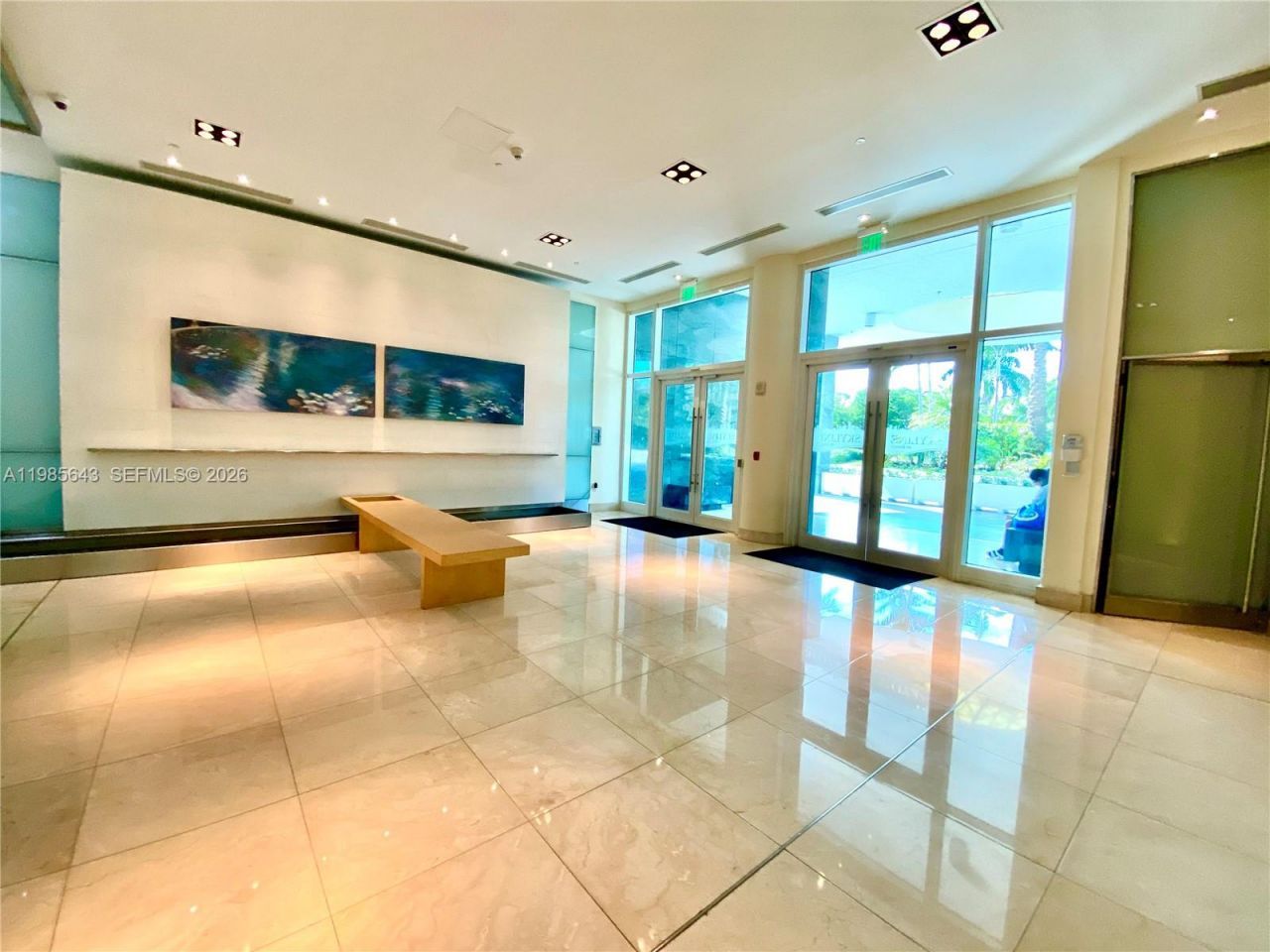 2101 Brickell Ave, Unit 2210, Miami, FL 33129 Photo