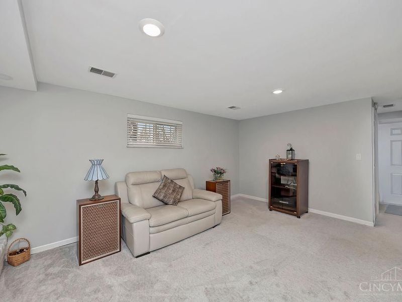 5449 S Garrett Drive, Miami Twp, OH 45150 Photo 27