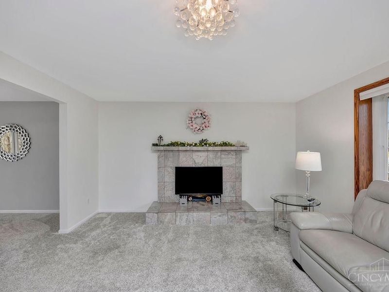 5449 S Garrett Drive, Miami Twp, OH 45150 Photo 3