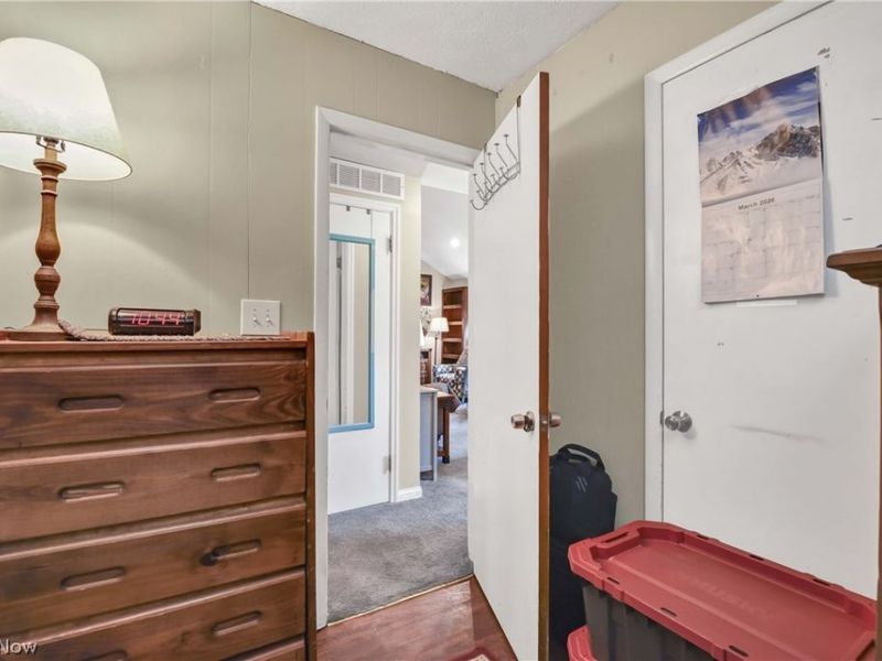 12820 Longmead Avenue , Cleveland, OH 44135 Photo 18