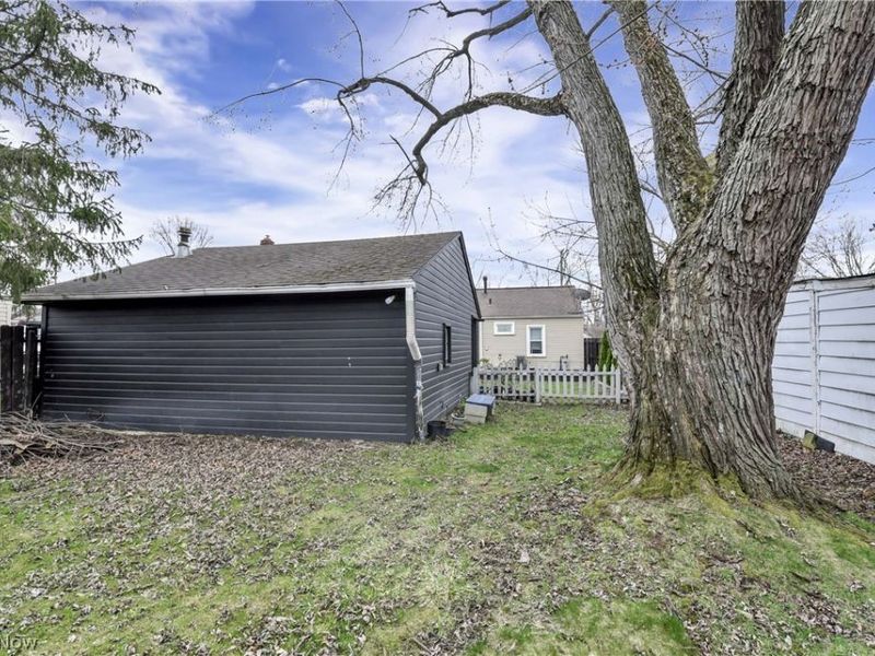 12820 Longmead Avenue , Cleveland, OH 44135 Photo 27