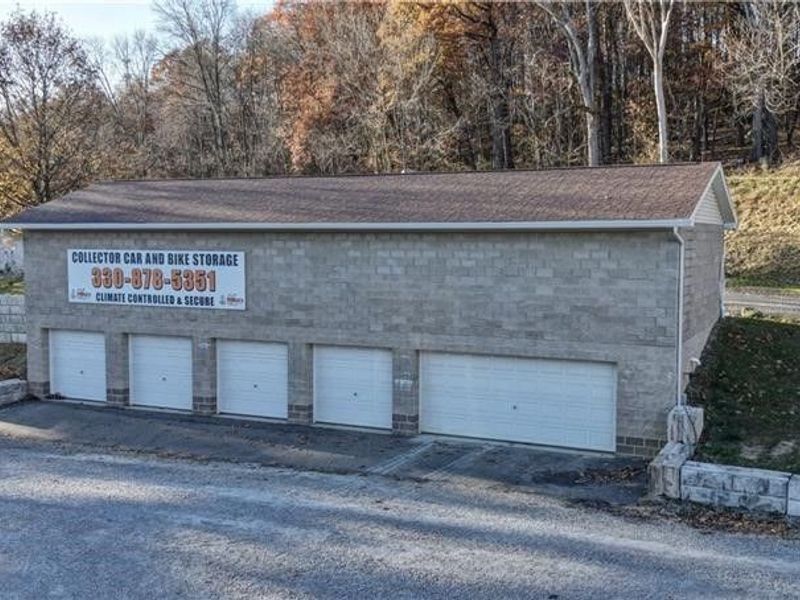 7736 Fort Laurens Road NW, Strasburg, OH 44680 Photo 10